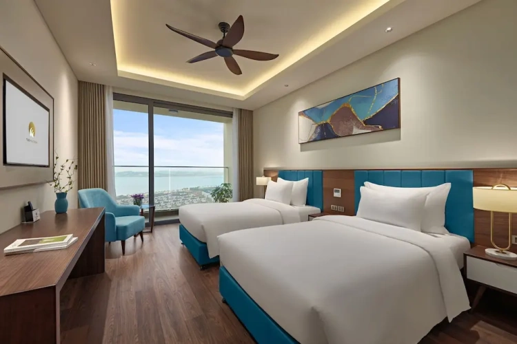 Double Suite with balcony and with ocean view