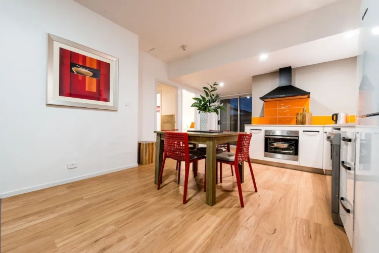 2 Bedrooms Executive Apartment with balcony and with river view