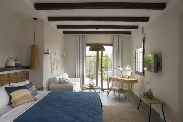 Standard Double room with garden view
