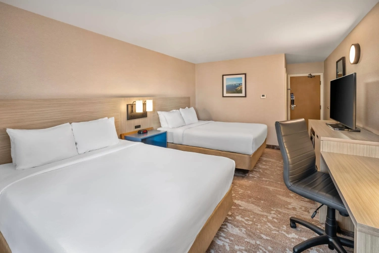 Standard Quadruple room