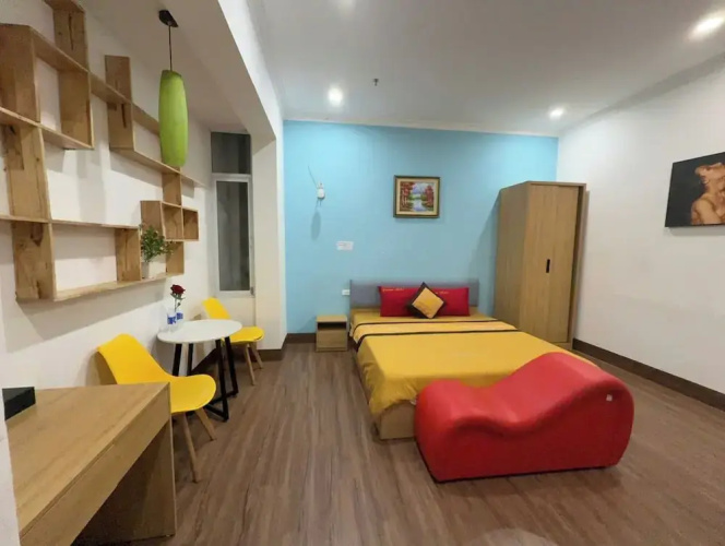 Dream Hotel