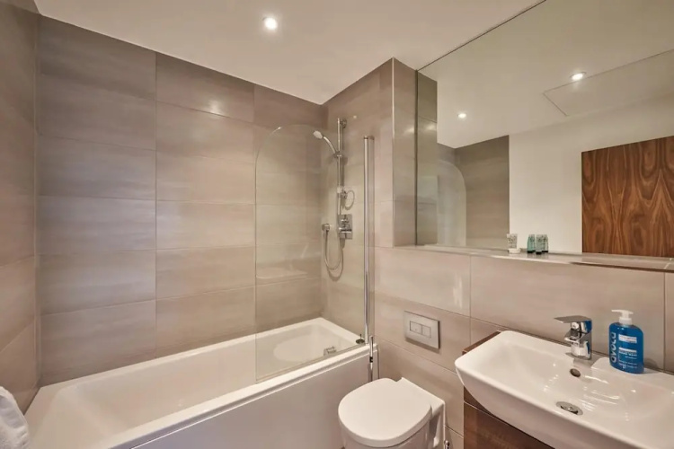 Sevenstays Bham City Centre, 1 bed - Free Parking