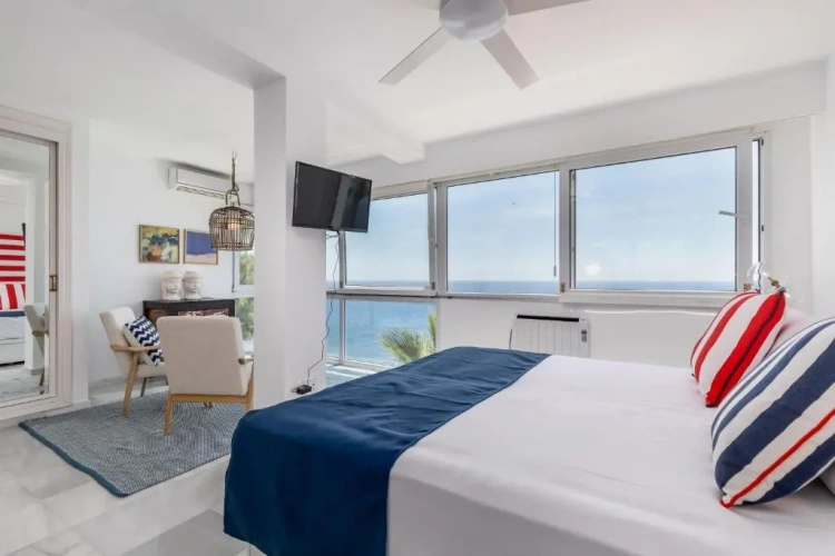 1 Bedroom Double Apartment with balcony and with sea view