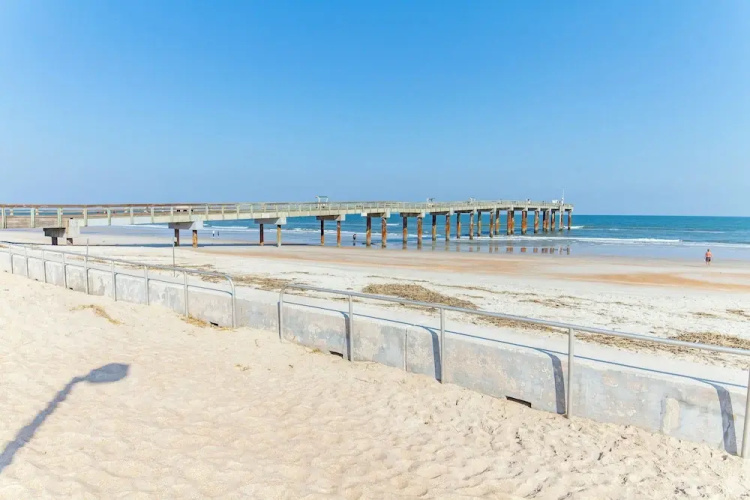 Serenity Now by Distinctive Beach Rentals
