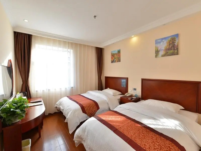 GreenTree Inn Bajiao (E) Street Express Hotel