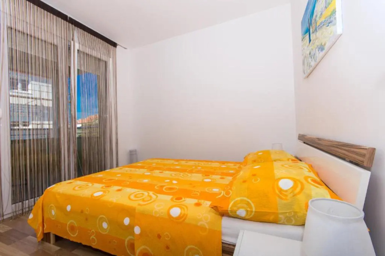Apartments Braco