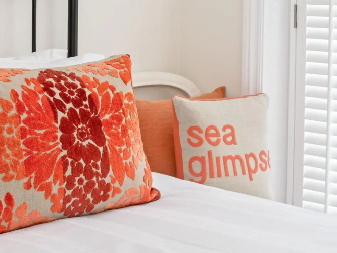 Sea Glimpse