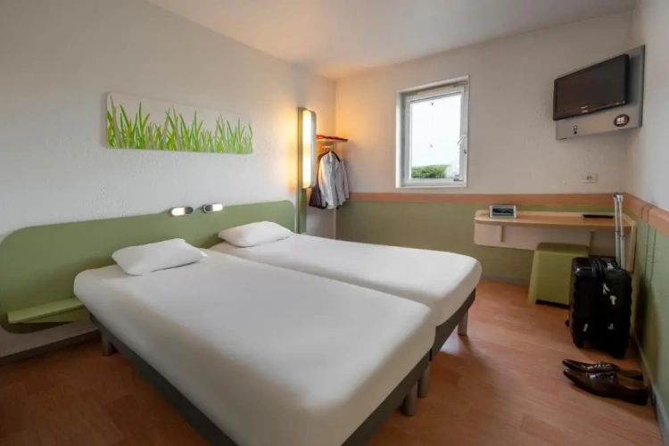 Twin room