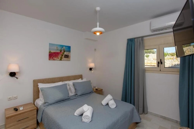 Queens Villas