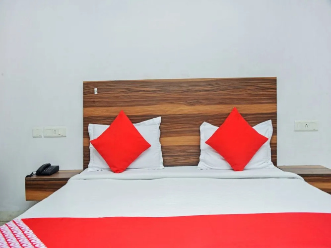 Oyo 23465 Sky Residency