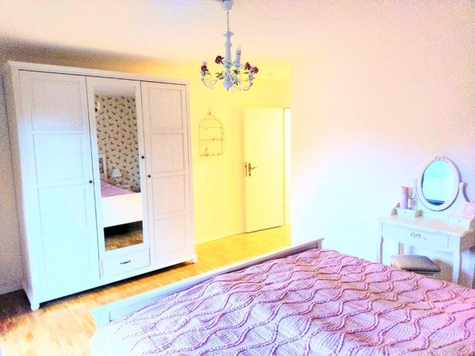 3 Bedrooms Apartment