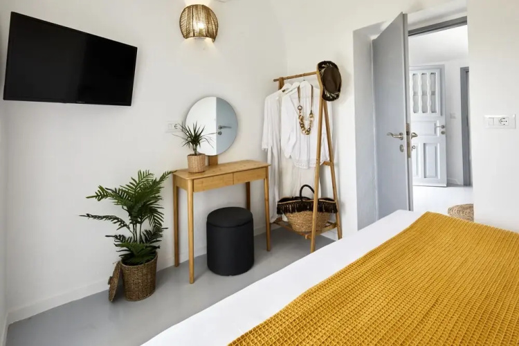 Lamina Guest House Perissa