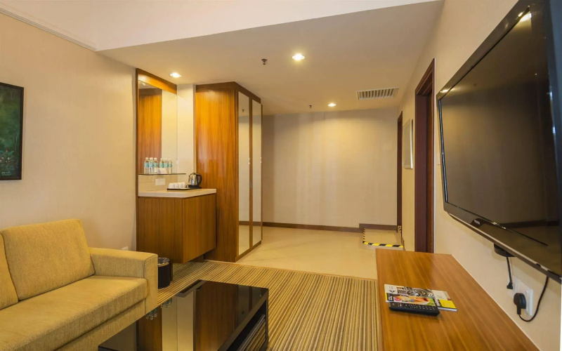 Pearl View Hotel