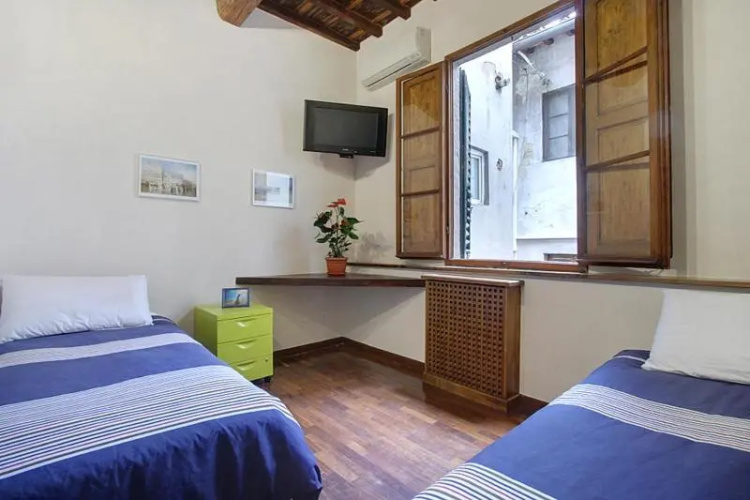 Panzani Apartment with Two Bedrooms