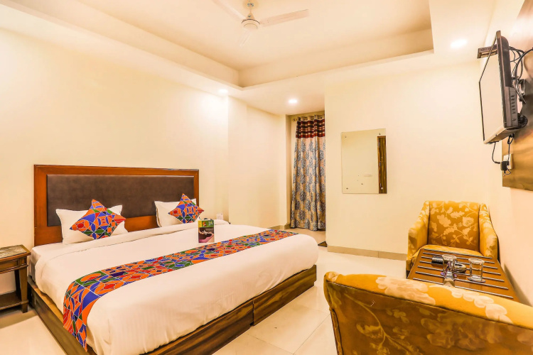 FabHotel SRV
