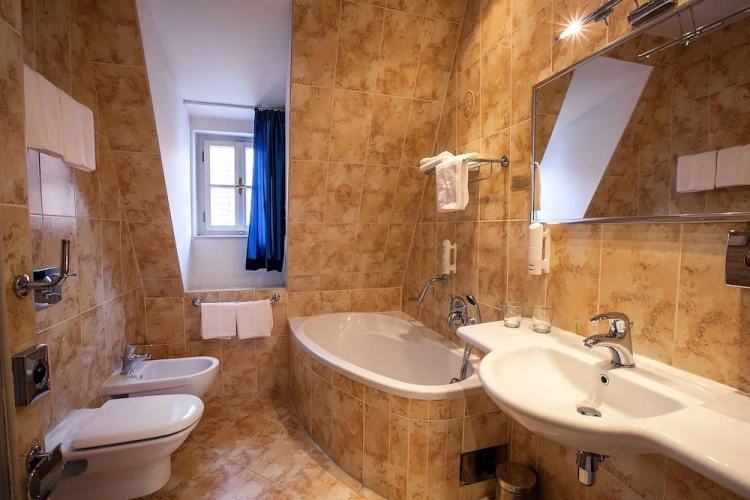Superior room with city view