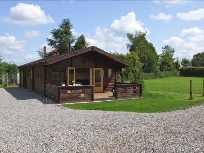 Cropvale Lodge