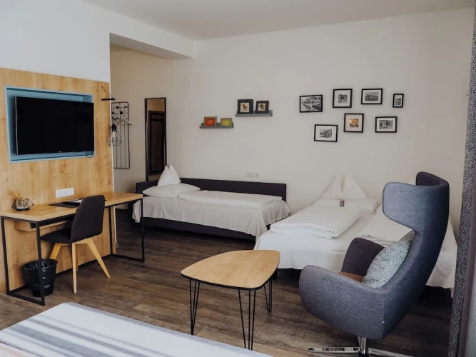 Standard Quadruple Family room