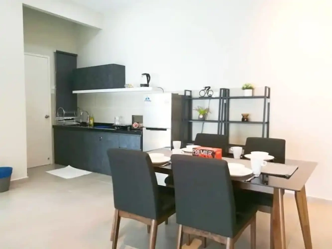 2 Bedrooms Apartment
