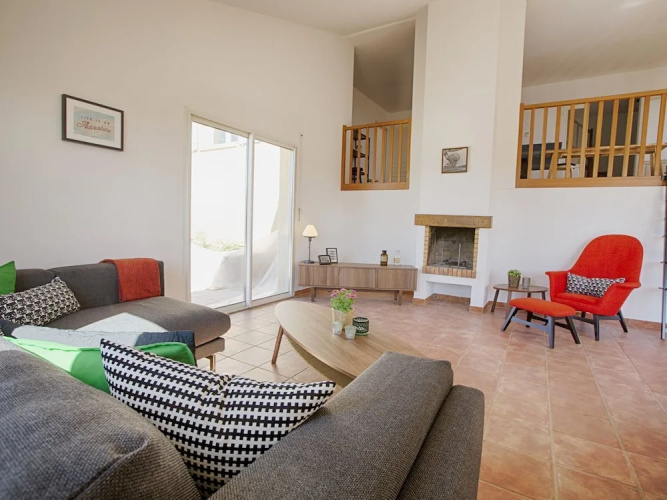 Villa in Rhone Alpes with Private Pool