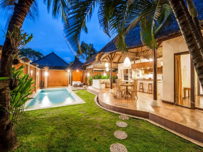 2 Bedrooms Villa with view