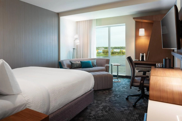 Courtyard by Marriott Winter Haven