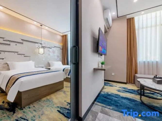 Deluxe Double Suite