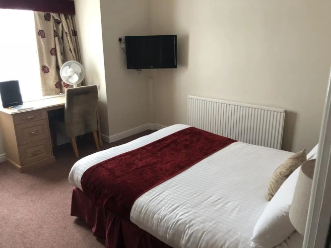 Lion Hotel