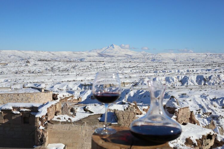 Millstone Cave SuitesOver view