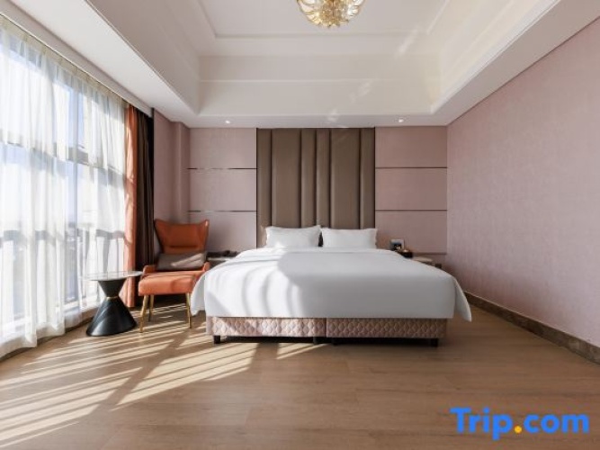 Deluxe Double Suite