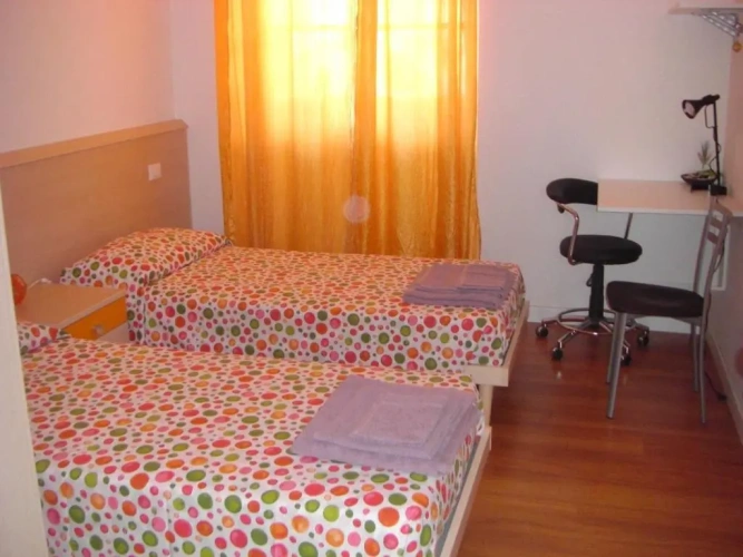 3 Bedrooms Apartment