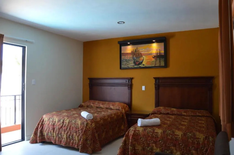 Terracota Corner Room