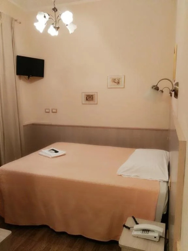 Hotel Megan