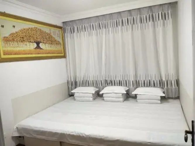 Benxi Huamu Hefu Warm Apartment
