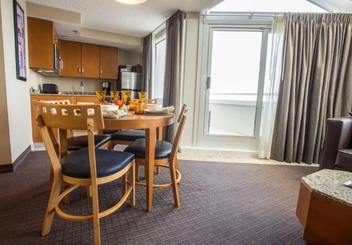 1 Bedroom Suite