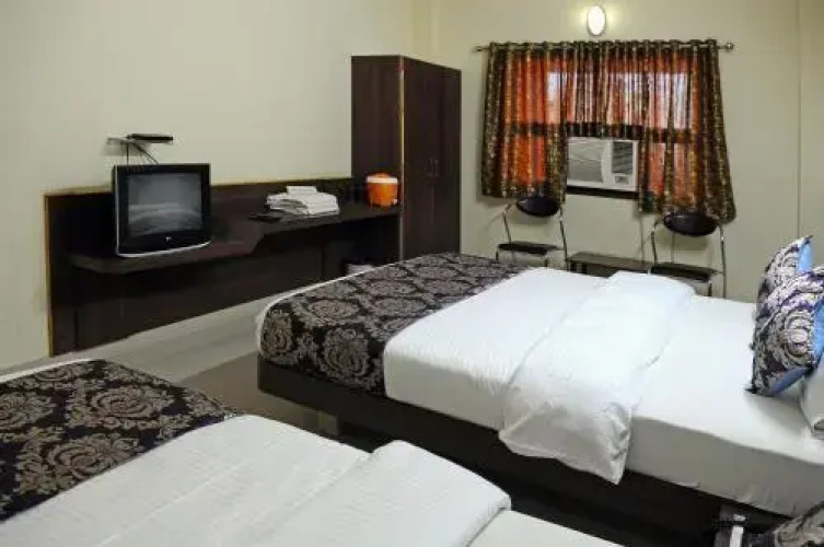 Hotel Bansi