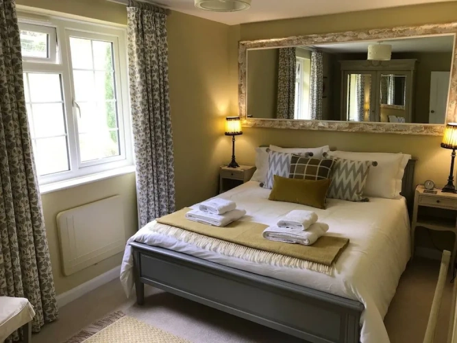 2 Bedrooms Cottage