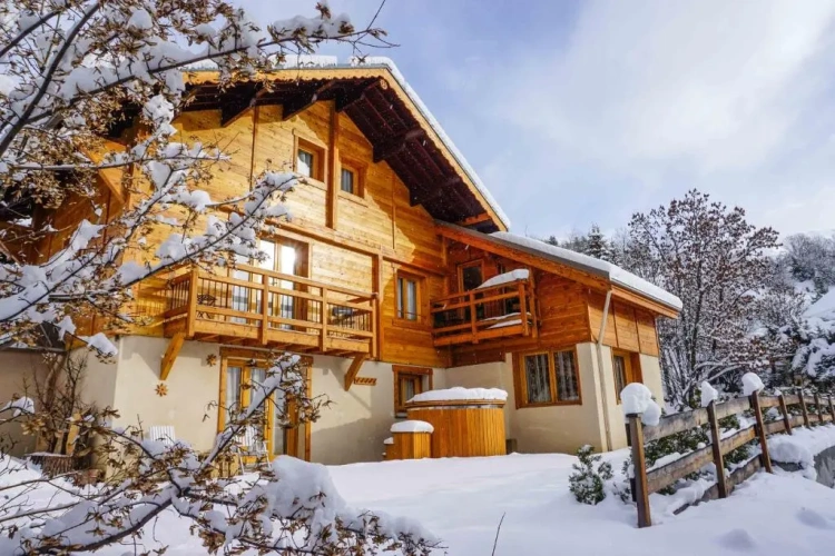 Superior Chalet