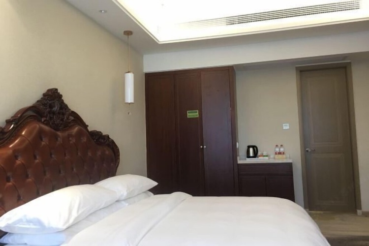 Vienna Hotel (Ganzhou Xinfeng High Speed Railway West Station)