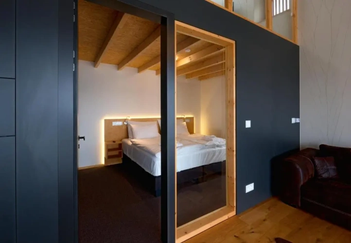 2 Bedrooms Suite