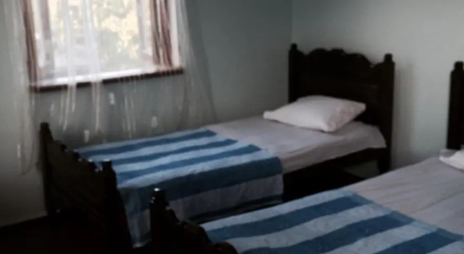 Mari Guest House