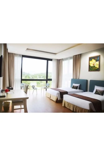 Double Suite with golf view