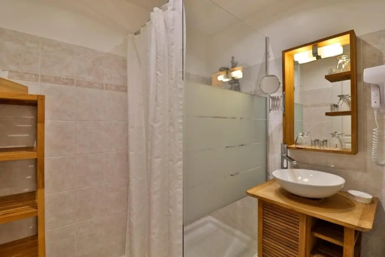 Comfort Quadruple Suite with view