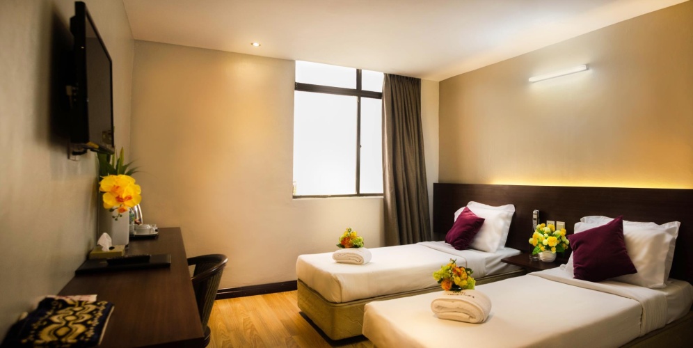 Standard room with land view