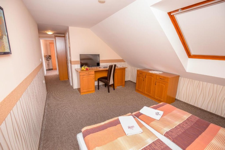 Superior Quadruple room