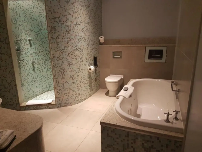 Suite with balcony