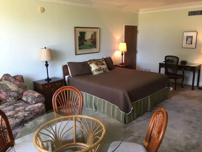 Double Suite with golf view