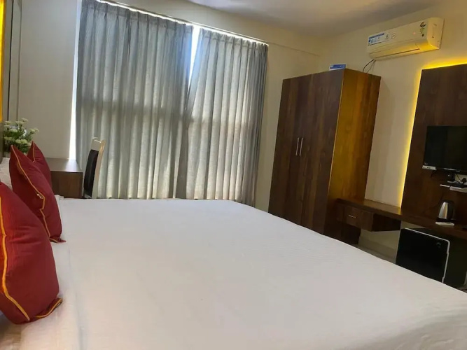 Ishwerya Suites