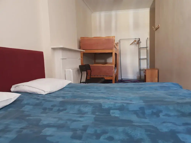 Acacia Hotel