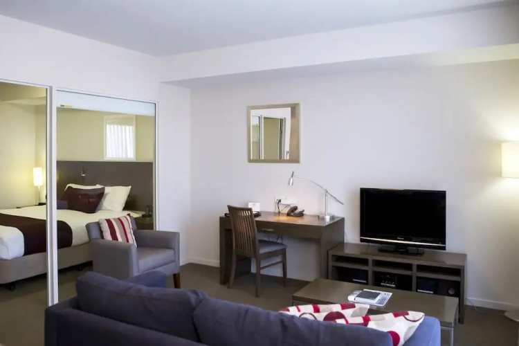2 Bedrooms Executive Apartment with balcony